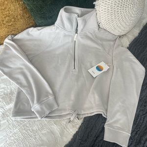 Vuori half zip pullover size: Small color: Salt